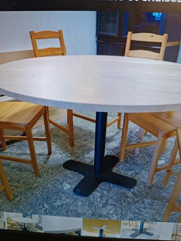 Ronde mooie tafel met 8 stoelen  beschikbaar voor biedingen