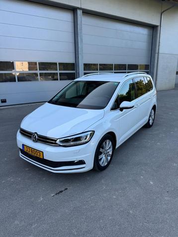 VW Touran Highline 7 zitplaatsen  beschikbaar voor biedingen