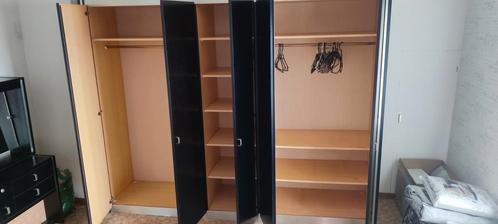 Grote kledingkast, Antiek en Kunst, Antiek | Meubels | Kasten, Ophalen