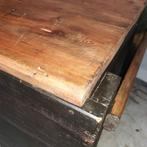Grote zware antieke dekenkist-/salontafel op wielen, Ophalen