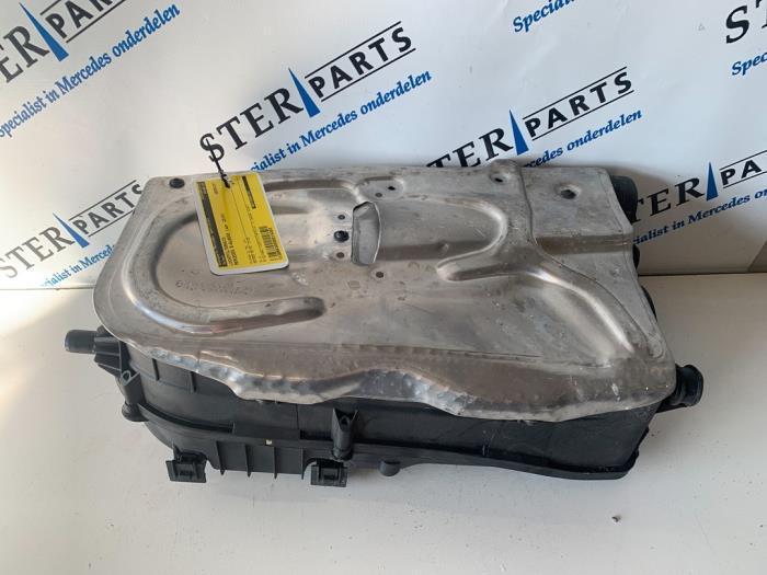 Luchtfilterhuis van een Mercedes E-Klasse, Auto-onderdelen, Motor en Toebehoren, Mercedes-Benz, Gebruikt, 3 maanden garantie, Ophalen of Verzenden