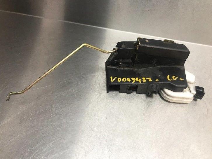 PORTIERSTANGEN LINKS VOOR Pajero Canvas Top (V6 / 7), Auto-onderdelen, Overige Auto-onderdelen, Mitsubishi, Gebruikt