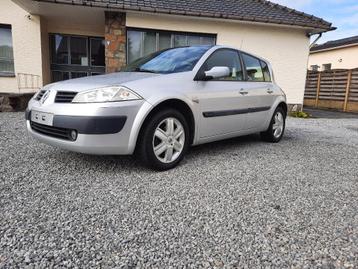 Renault Megane 1.4i 16V Limited beschikbaar voor biedingen