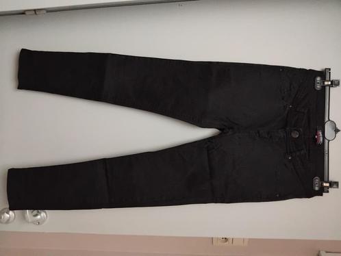 Skinny dunne jeans c&a 38, Kleding | Dames, Spijkerbroeken en Jeans, Gedragen, Zwart, Ophalen of Verzenden