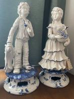 Jongen & meisjes in "Capodimonte" porselein blauw/wit Italy, Antiek en Kunst, Antiek | Porselein, Ophalen