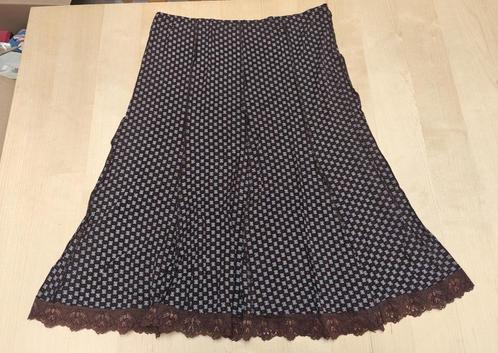 Bruine rok maat XL, Kleding | Dames, Rokken, Zo goed als nieuw, Maat 46/48 (XL) of groter, Bruin, Knielengte, Ophalen of Verzenden