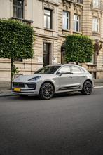 Aankomst in een Porsche Macan op D-Day, Ophalen of Verzenden