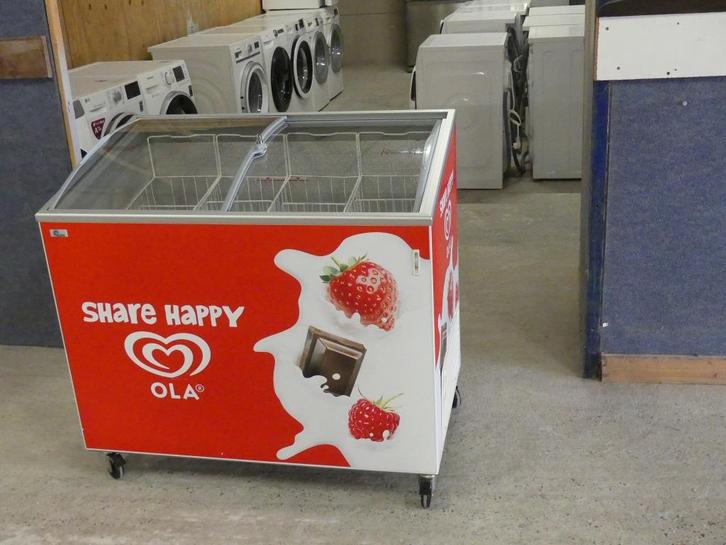 Crème glacée pour congélateur Ola A++ avec garantie de 3 mo, Electroménager, Congélateurs, Comme neuf, Autoportant, Congélateur