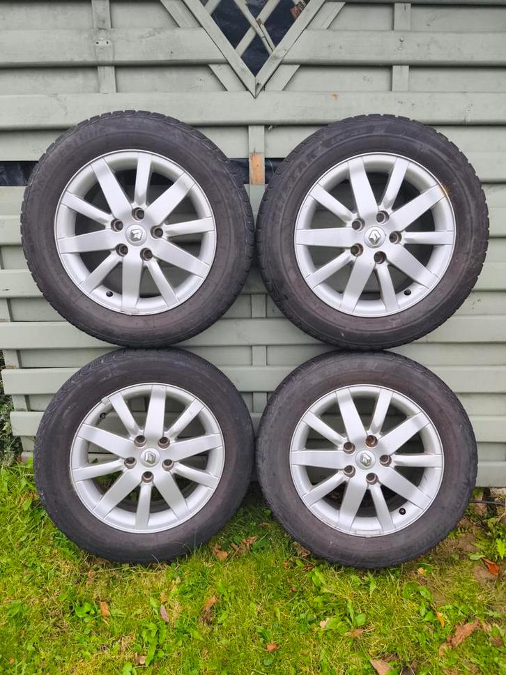 4 Aluvelgen 5 x 114.3 met winterbanden, koopje, Auto-onderdelen, Banden en Velgen, Velg(en), Winterbanden, Gebruikt, Ophalen