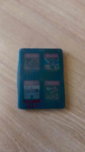4 Nintendo Games + Nintendo case beschikbaar voor biedingen