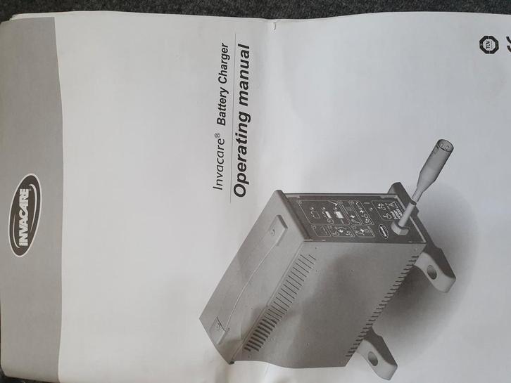 NIEUW!!! battery charger gel voor rolstoel en scootmobiel ., Diversen, Rolstoelen, Ophalen