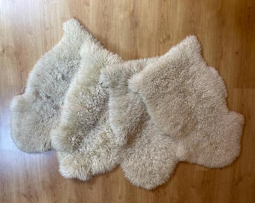 Vier schapenvellen – gezellig en warm – enkel als pakket, Huis en Inrichting, Stoffering | Tapijten en Vloerkleden, Gebruikt, 50 tot 100 cm