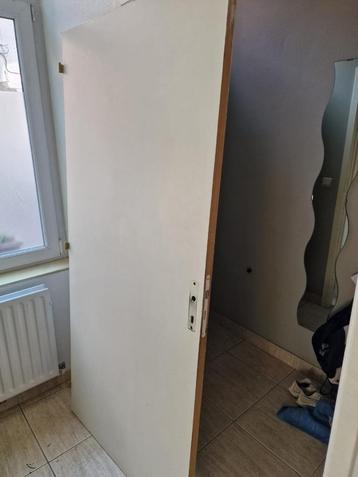 Branddeur beschikbaar voor biedingen