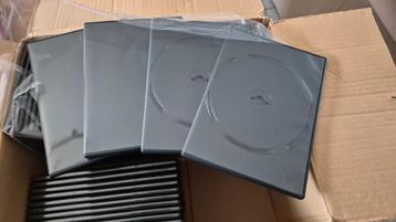 Nieuwe lege doosjes voor CD/DVD beschikbaar voor biedingen