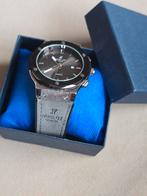 Montre pour homme, Enlèvement