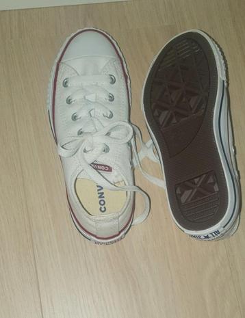 Nieuwe Converse Chuck Taylor All Star Ox Sneaker Maat 31 beschikbaar voor biedingen