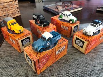 Citroën 2cv 1/43 collection norev  beschikbaar voor biedingen