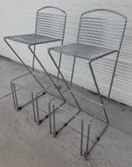 2 vintage stapelbare Till Behrens barkrukken, Huis en Inrichting, Barkrukken, Verzenden, Metaal