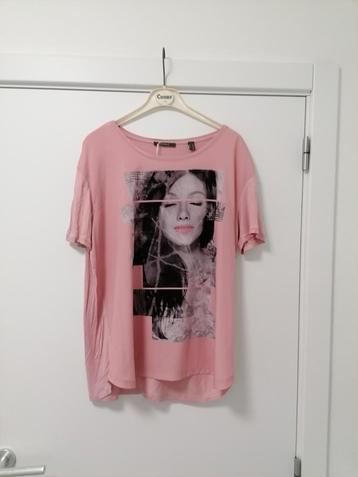 Roze t-shirt met opdruk. Merk Esprit, Mt 42  beschikbaar voor biedingen