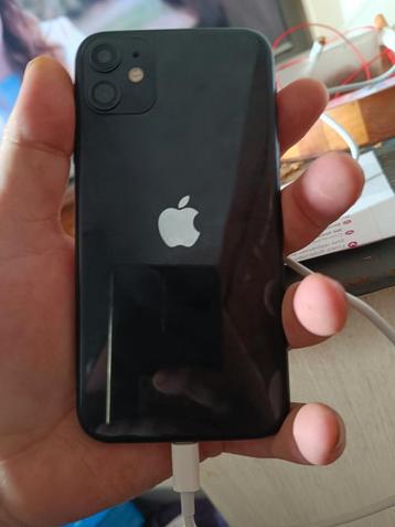iPhone 11 noir état neuf