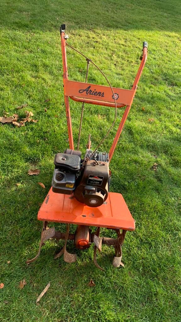 Grondfrees benzine Ariens project, Doe-het-zelf en Bouw, Gereedschap | Freesmachines, Gebruikt, Benzine, Tuinfrees, Ophalen