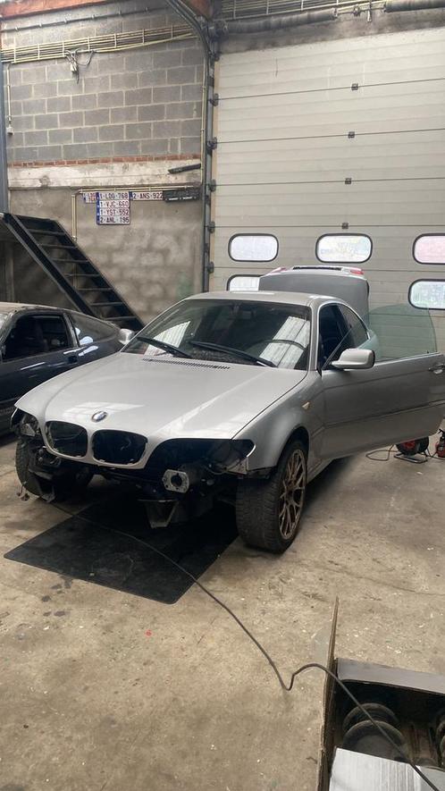 Bmw e46 318i, Auto's, BMW, Particulier, Benzine, Coupé, Handgeschakeld, Zilver of Grijs, Leder en Alcantara, Achterwielaandrijving