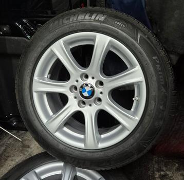 17" origineel BMW set.  ALS NIEUW beschikbaar voor biedingen