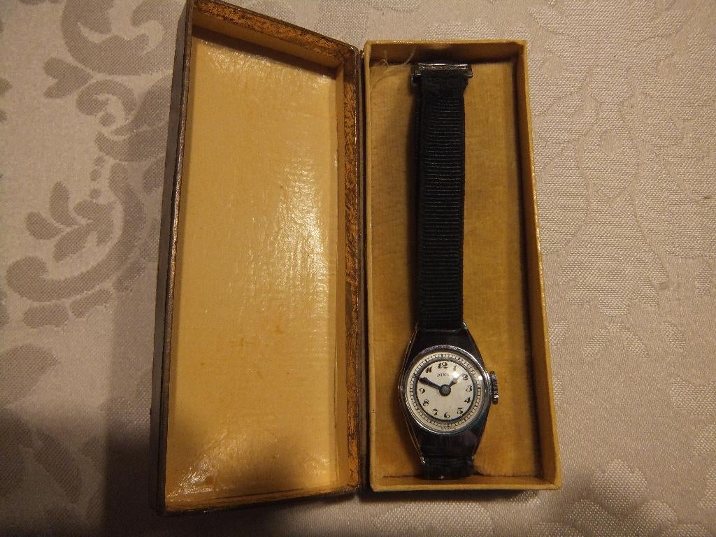 oude dames horloge, Handtassen en Accessoires, Horloges | Antiek, Polshorloge, Overige merken, Overige materialen, 1900 tot 1930