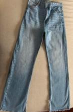 Jeans Bershka straight taille 36, Vêtements | Femmes, Jeans, Enlèvement ou Envoi, Comme neuf