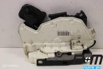 Portierslot RV Volkswagen Golf Sportsvan beschikbaar voor biedingen