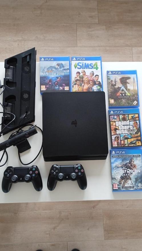 Playstation 4 slim 1TB, Consoles de jeu & Jeux vidéo, Consoles de jeu | Sony PlayStation 4, Utilisé, Slim, 1 TB, Avec 2 manettes