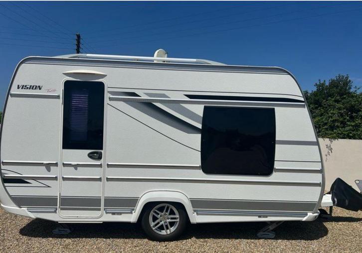 Fendt vision 3.90 caravan, Caravans en Kamperen, Caravans, Bedrijf, tot en met 3, Fendt, Frans bed, Douche, Ophalen