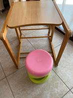 Bureau pour enfant avec tabouret, Enfants & Bébés, Utilisé, Table(s) et Chaise(s)