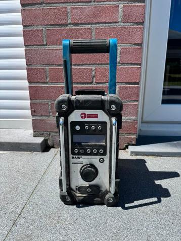 Makita bouwradio dmr110