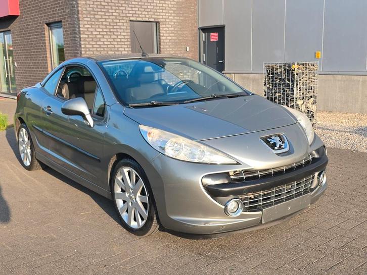 Peugeot 207 Cabrio/benzine 144.000km/garantie en keuring, Auto's, Peugeot, Bedrijf, Benzine, Handgeschakeld, Ophalen