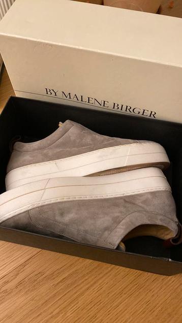 Baskets chics Malene Birger disponible aux enchères