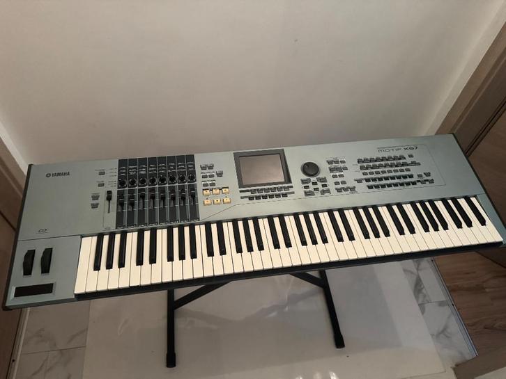 Yamaha motif xs7, Musique & Instruments, Synthétiseurs, Utilisé, 76 touches, Motif, Avec connexion MIDI, Enlèvement