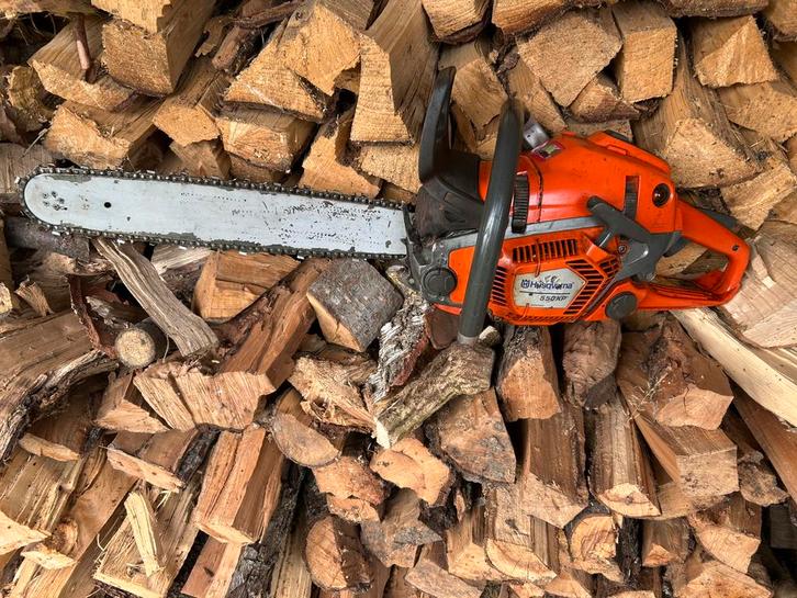 Husqvarna 550xp mkI, Articles professionnels, Machines & Construction | Jardin, Parc & Sylviculture, Tronçonneuse, Enlèvement