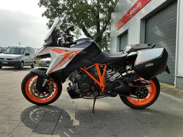 KTM 1290 SUPER DUKE GT