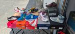 Lot dames en kinderen schoenen, Ophalen