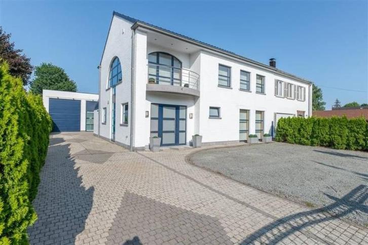 Instapklare woning met bijgebouw te koop, Immo, Huizen en Appartementen te koop, Gent, 500 tot 1000 m², Hoekwoning, C