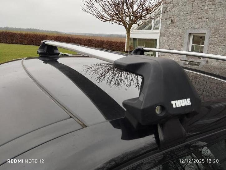 Barres toit Thule neuves Land Rover Discovery sport 15 +, Autos : Divers, Porte-bagages, Enlèvement