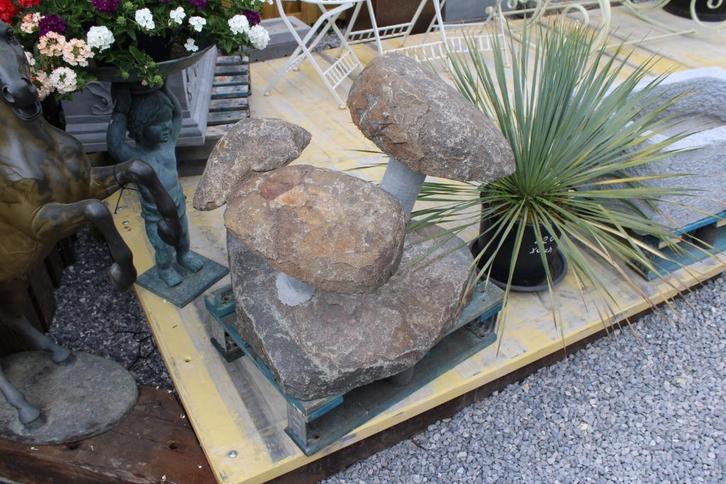 3 steenzwammen op rots!, Tuin en Terras, Tuinbeelden, Nieuw, Overige typen, Steen, Ophalen