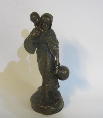 Mère et enfant en bronze viennois antique Andor Ruff, Autric