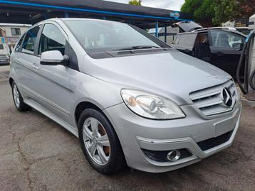 Mercedes classe b180  2011 euro 5  220000km