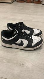 Nike dunk low wit/zwart, Kleding | Dames, Ophalen, Nike, Sneakers, Gedragen