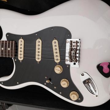fender player ll linkshandig polar white beschikbaar voor biedingen