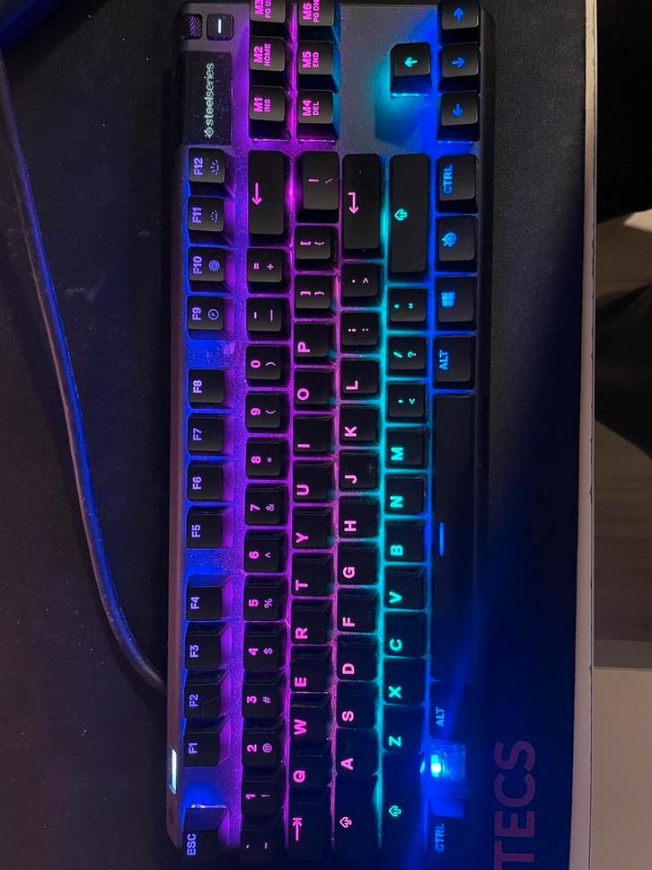 Steelseries apex pro tkl nieuwstaat!, Computers en Software, Toetsenborden, Nieuw, Qwerty, Bedraad, Gaming toetsenbord, Ophalen of Verzenden