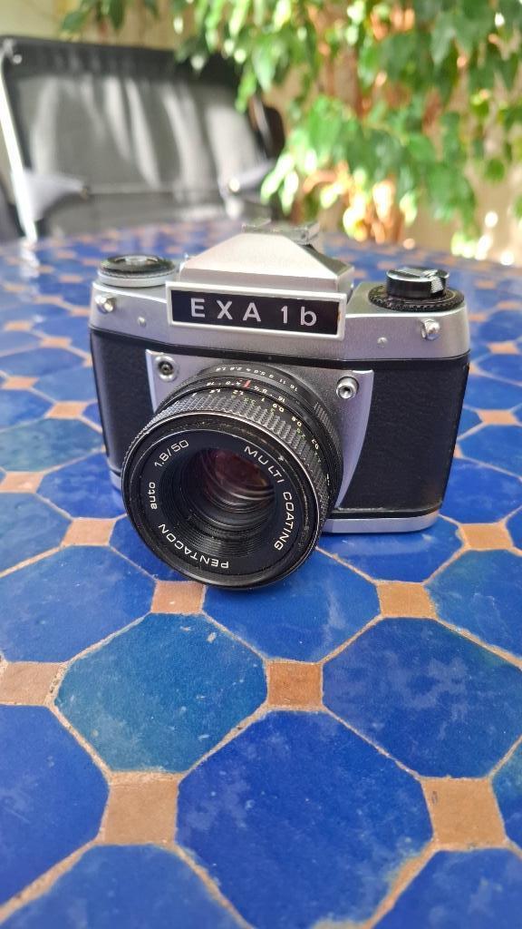 Ihagee Exa 1b + Pentacon 50mm / 1,8, Collections, Appareils photo & Matériel cinématographique, Appareils photo, 1960 à 1980, Enlèvement ou Envoi