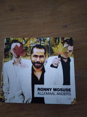 Nieuw Gesigneerde cd + DVD Ronny Mosuse" Allemaal Anders", Enlèvement ou Envoi, Neuf, dans son emballage